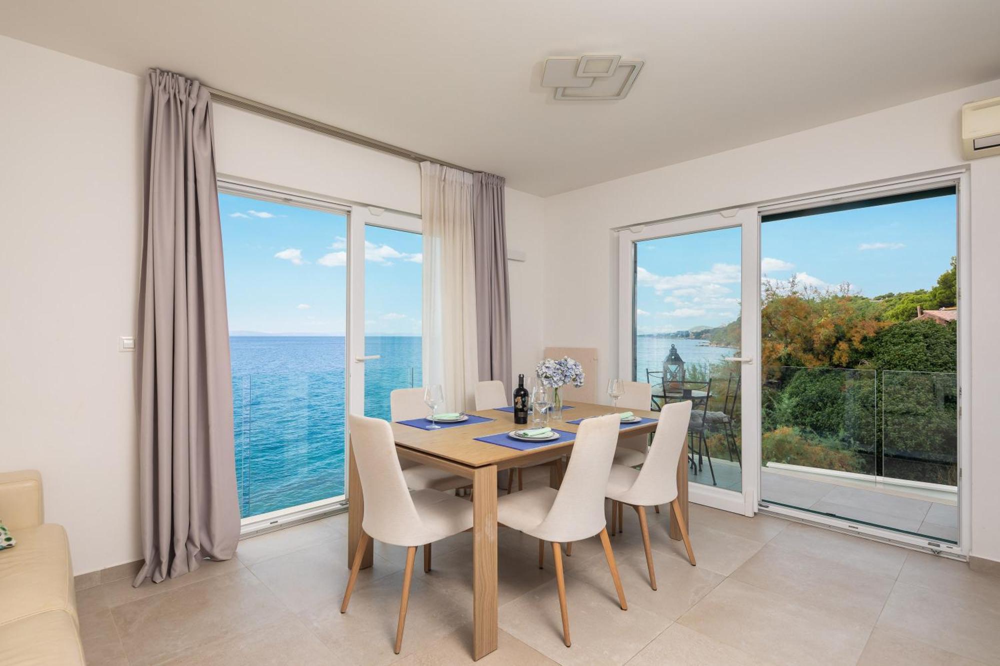 Epetium Beach Villa Split Exterior photo
