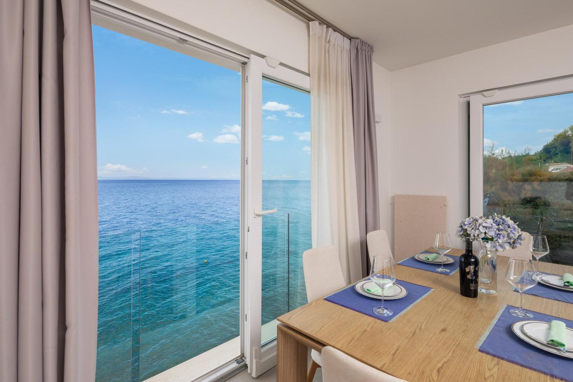 Epetium Beach Villa Split Exterior photo