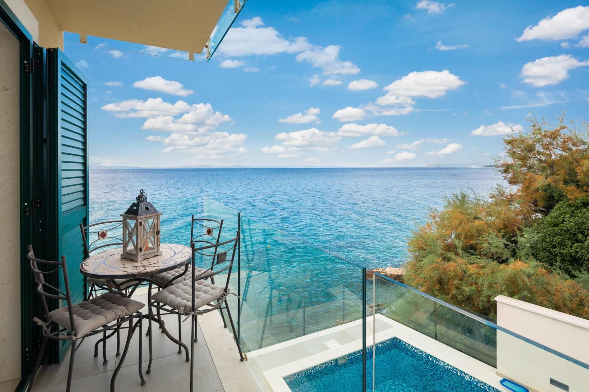 Epetium Beach Villa Split Exterior photo