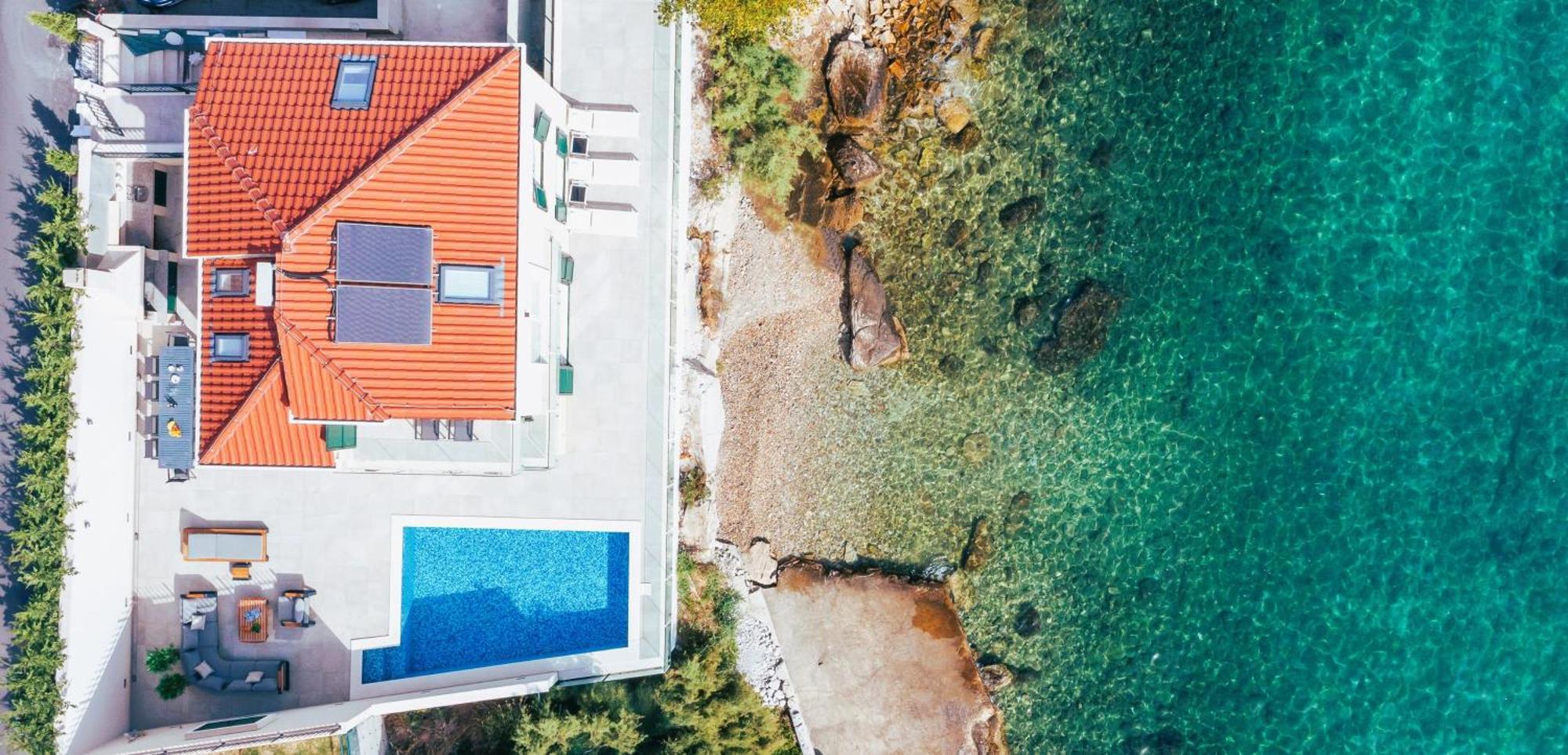 Epetium Beach Villa Split Exterior photo