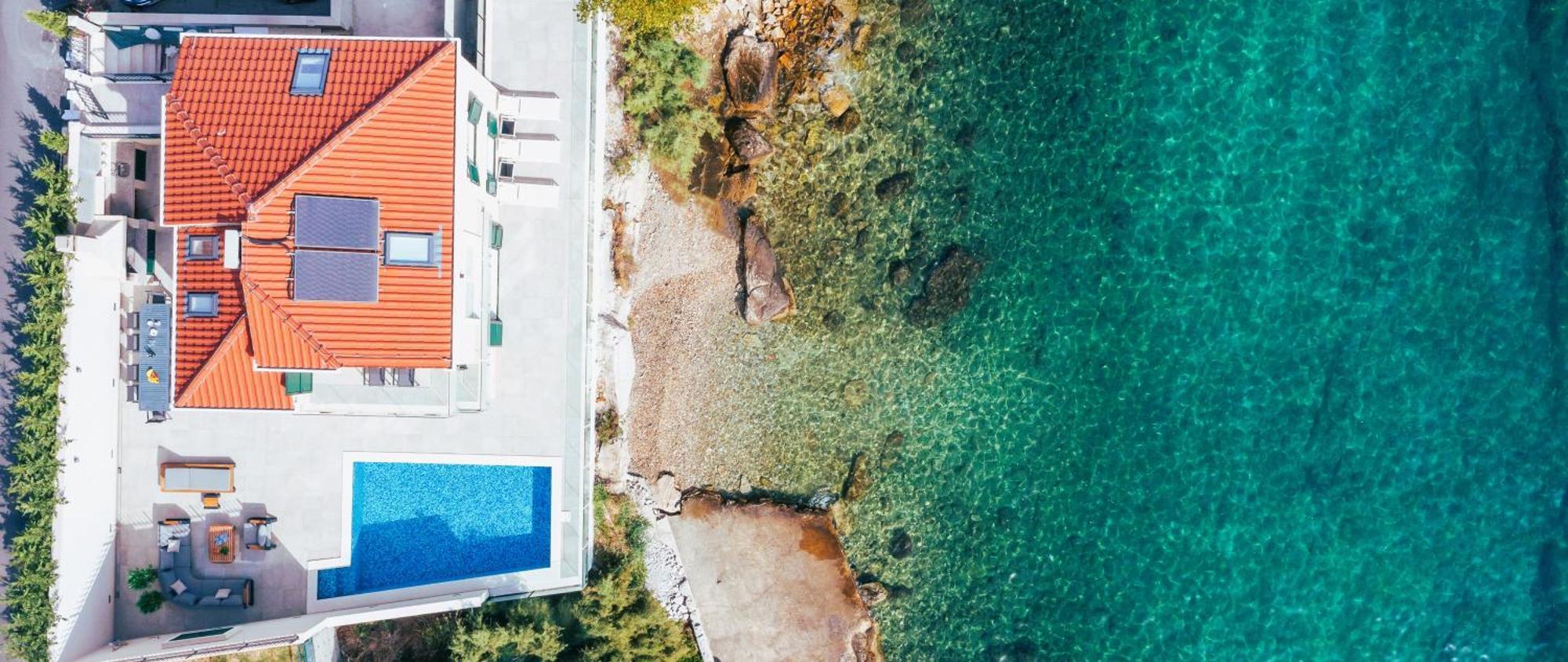 Epetium Beach Villa Split Exterior photo