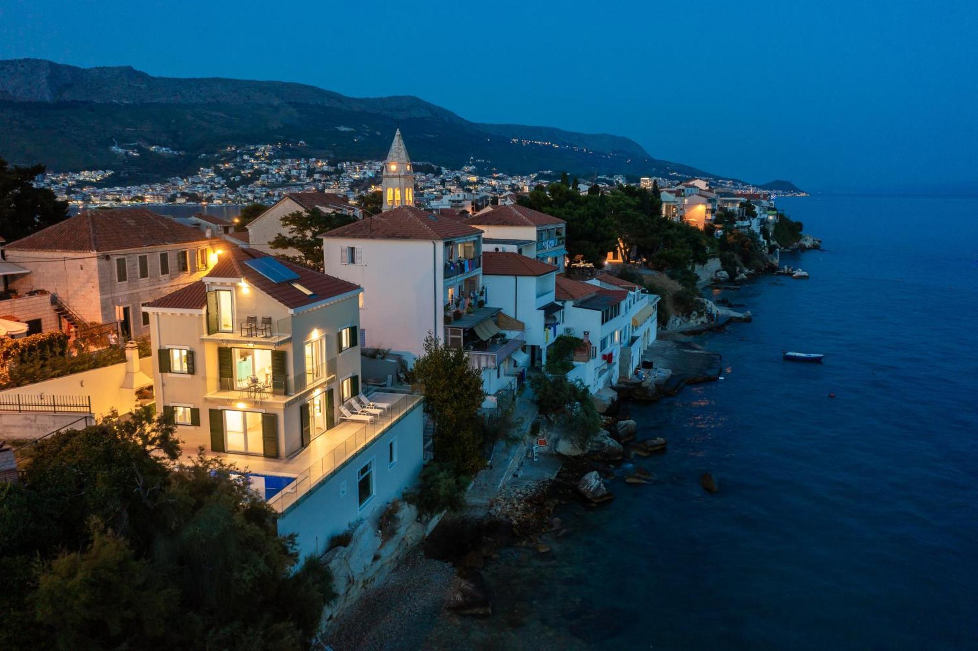 Epetium Beach Villa Split Exterior photo