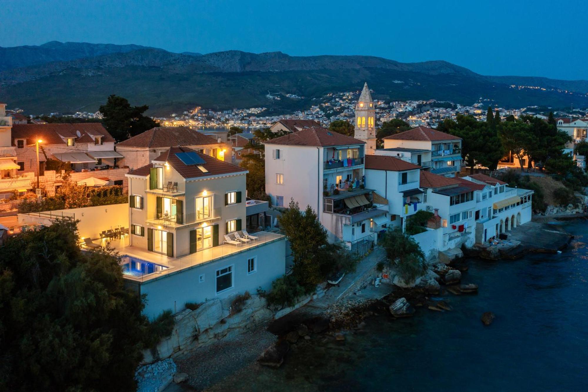 Epetium Beach Villa Split Exterior photo