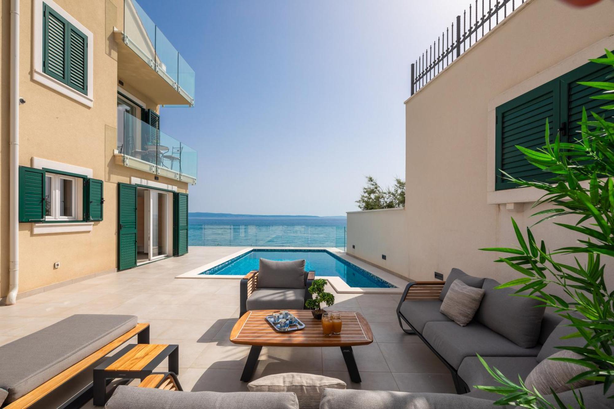 Epetium Beach Villa Split Exterior photo