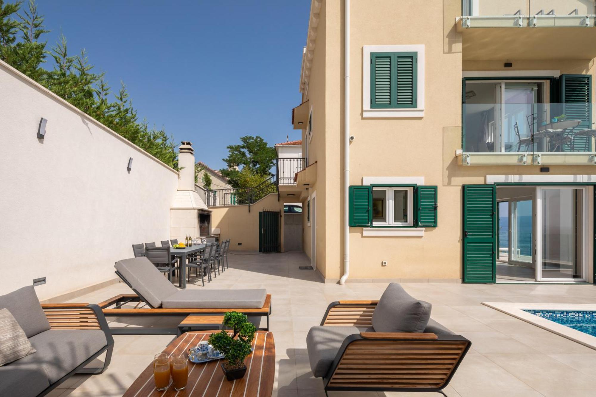 Epetium Beach Villa Split Exterior photo
